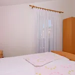 Апартаменты With Parking Space Barbat, Rab - 24547