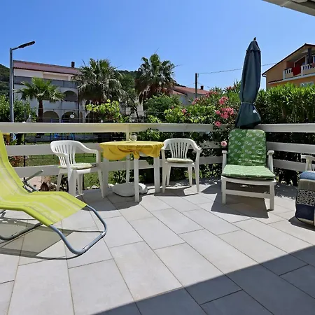 With Parking Space Barbat, Rab - 24547 Apartamento