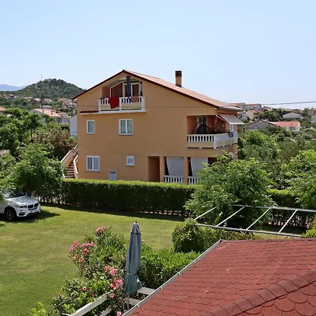 Апартаменты With Parking Space Barbat, Rab - 24547