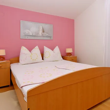 With Parking Space Barbat, Rab - 24547 Apartament Rab Town