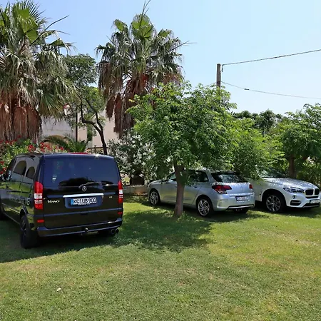 Appartamento With Parking Space Barbat, Rab - 24547 *