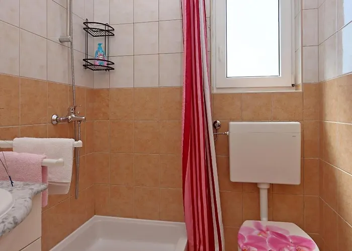 Apartament With Parking Space Barbat, Rab - 24547 *