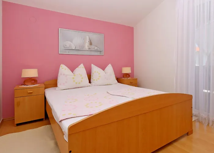 With Parking Space Barbat, Rab - 24547 Apartament Rab Town