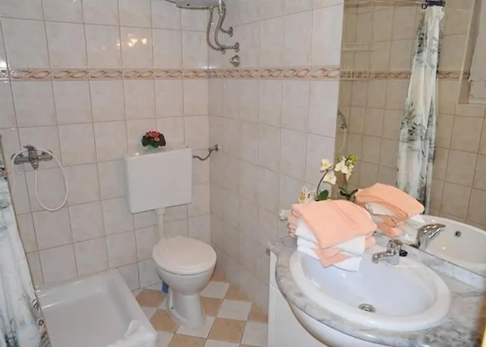 Apartament With Parking Space Barbat, Rab - 24547 *